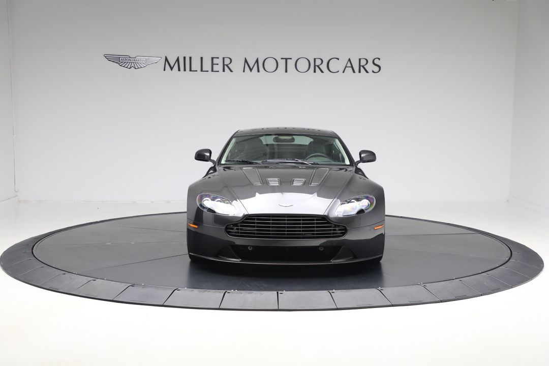 2011 Aston Martin V12 Vantage