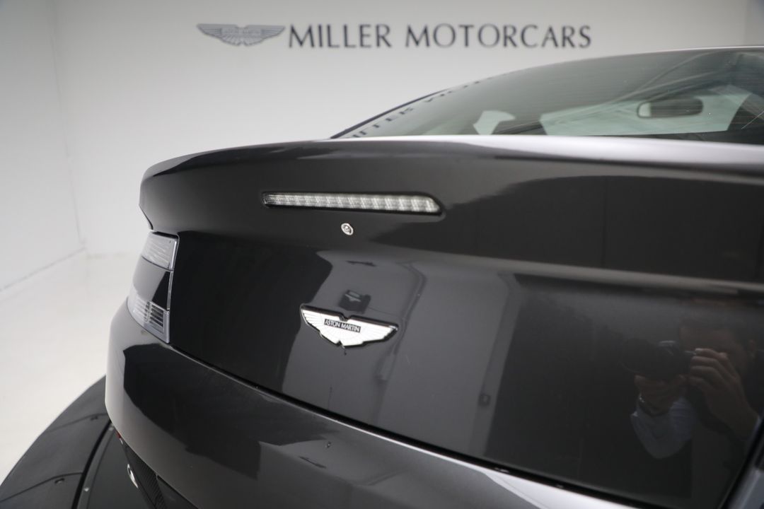2011 Aston Martin V12 Vantage
