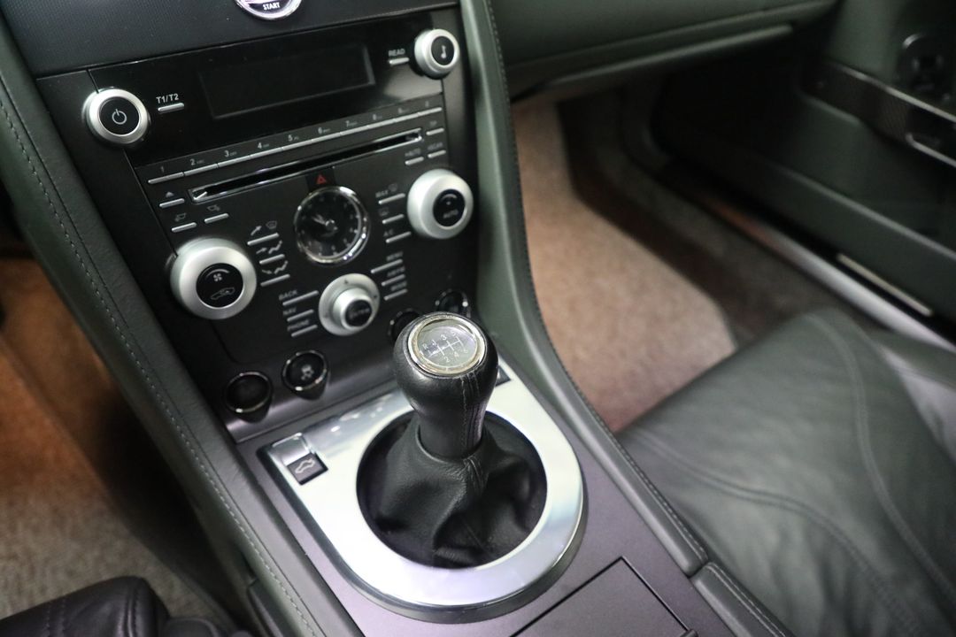2011 Aston Martin V12 Vantage