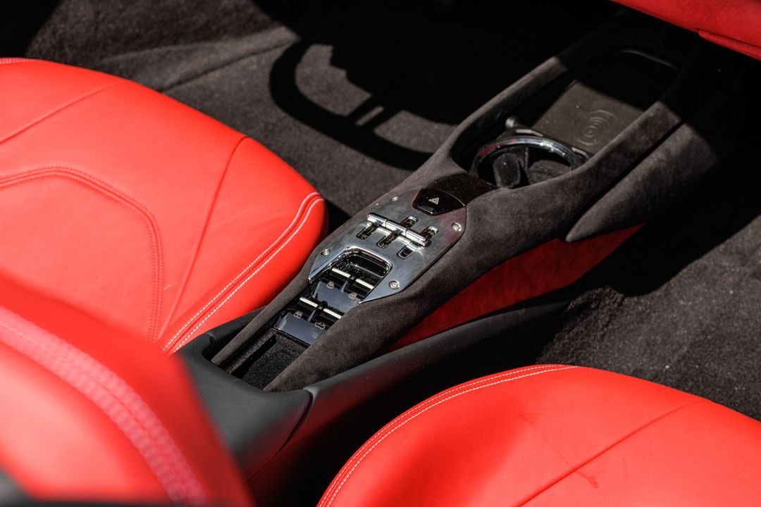 2025 Ferrari 296 GTS