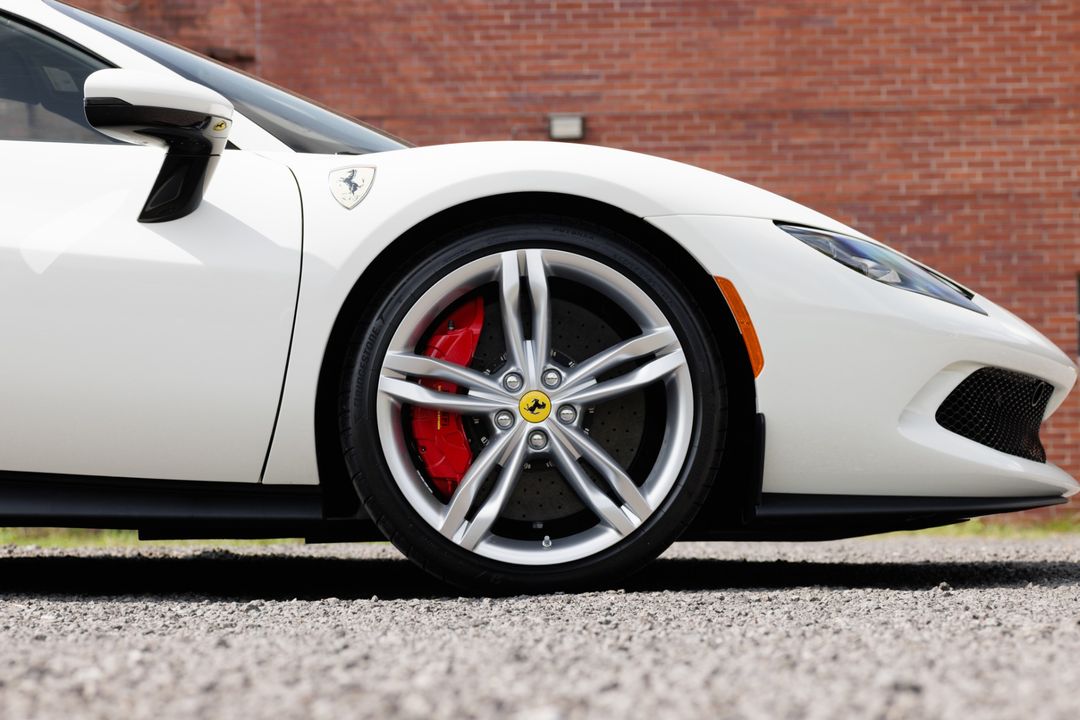 2025 Ferrari 296 GTS
