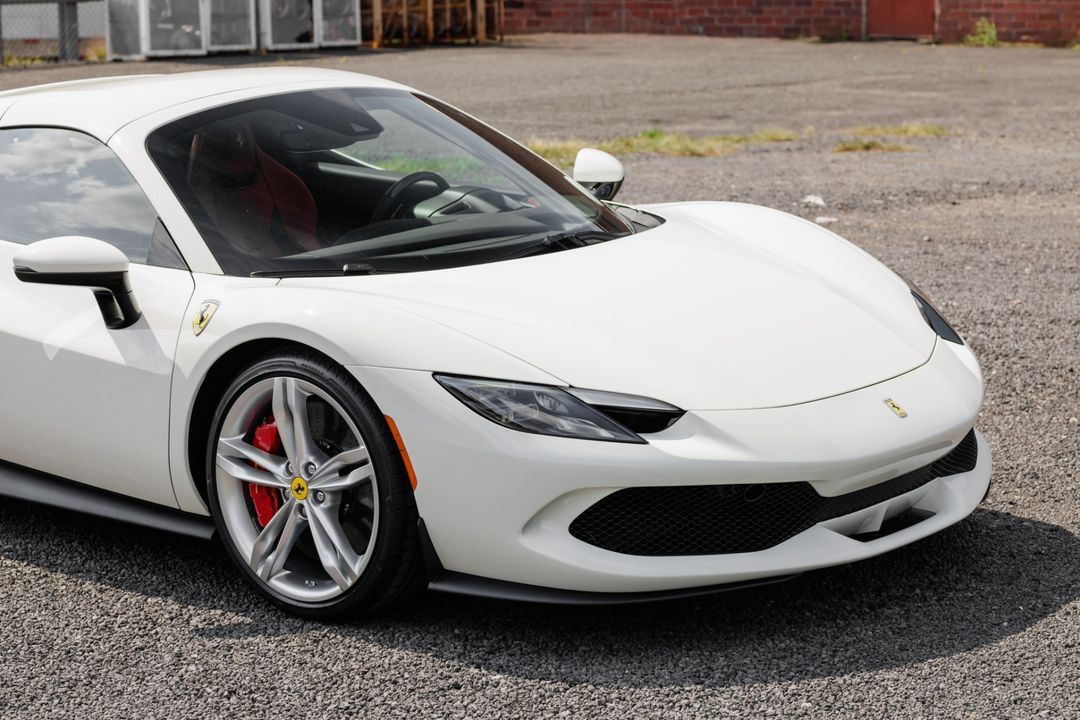 2025 Ferrari 296 GTS