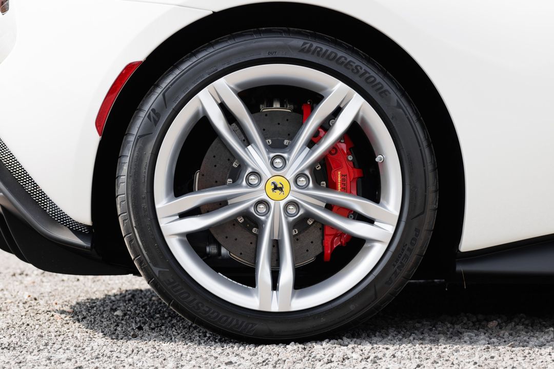 2025 Ferrari 296 GTS