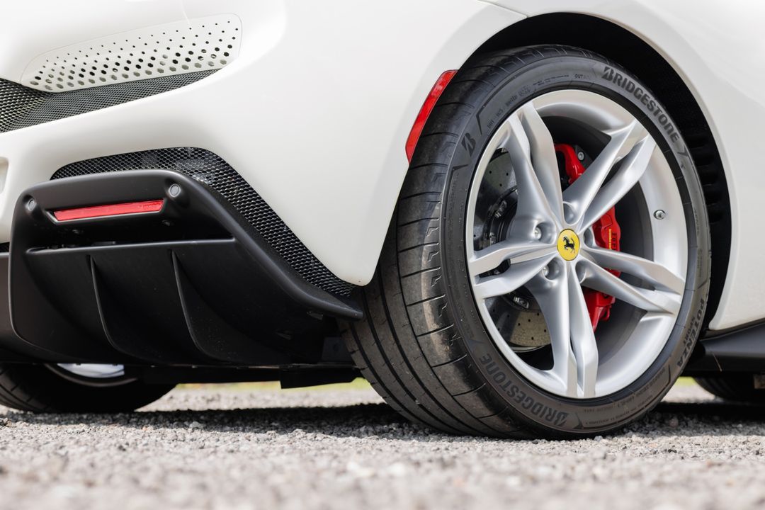 2025 Ferrari 296 GTS