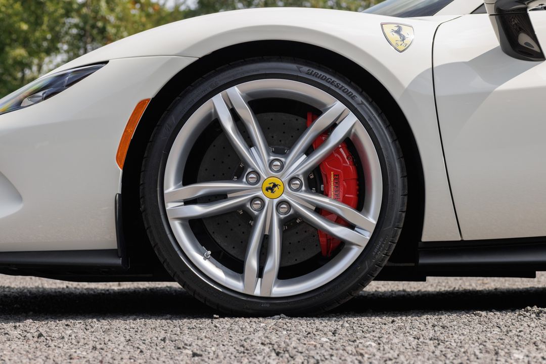 2025 Ferrari 296 GTS