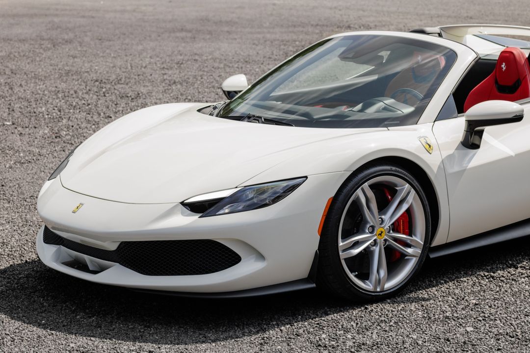 2025 Ferrari 296 GTS