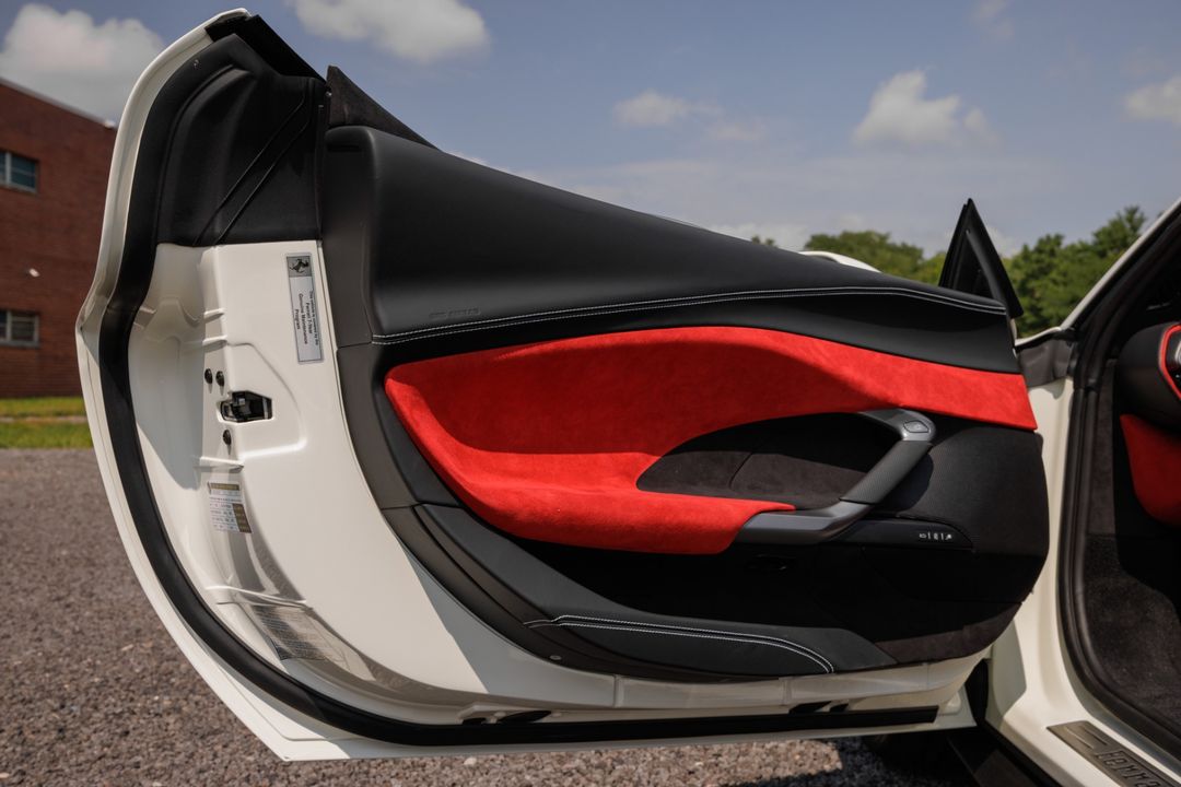 2025 Ferrari 296 GTS