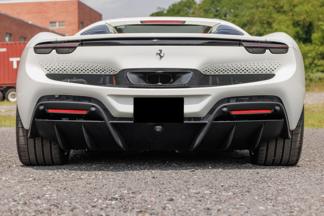 2025 Ferrari 296 GTS