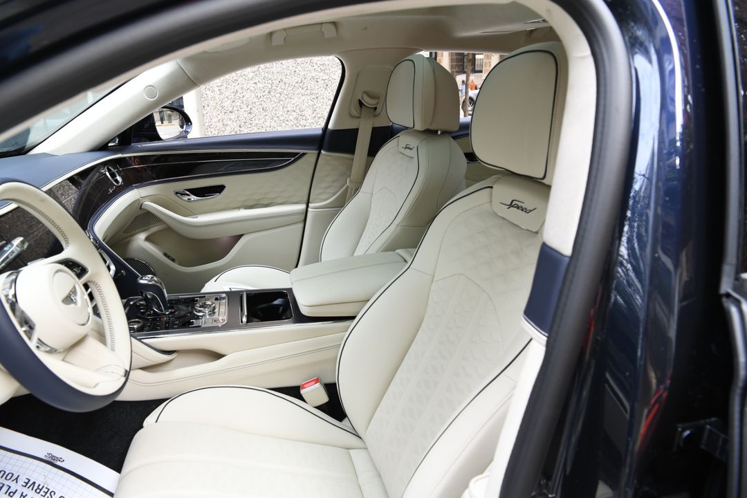 2025 Bentley Flying Spur