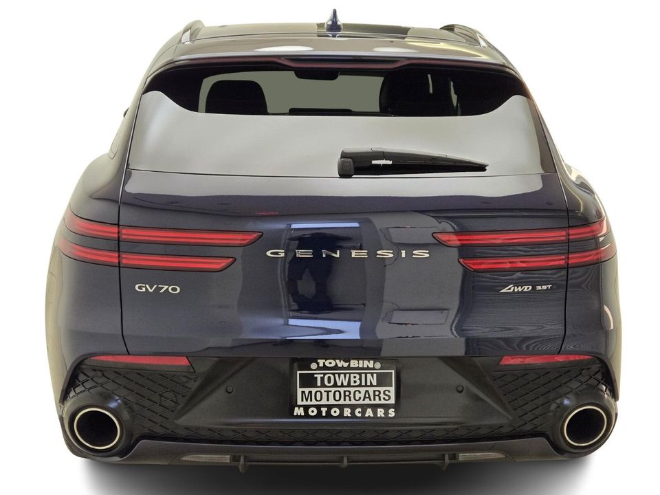 2024 Genesis GV70