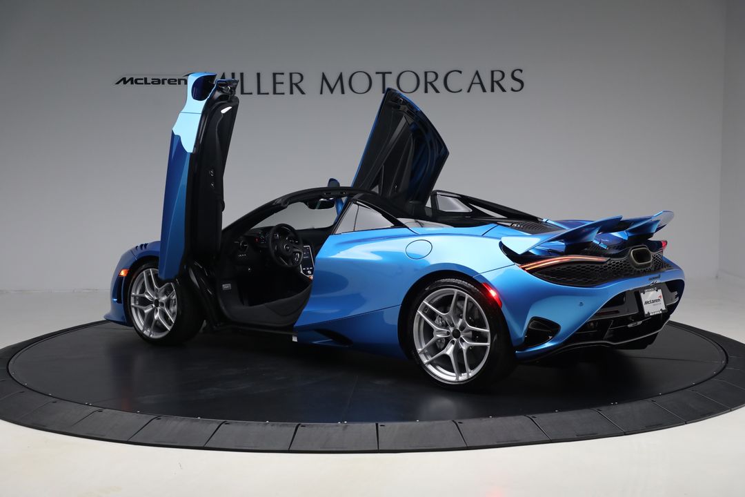 2025 McLaren 750S Spider
