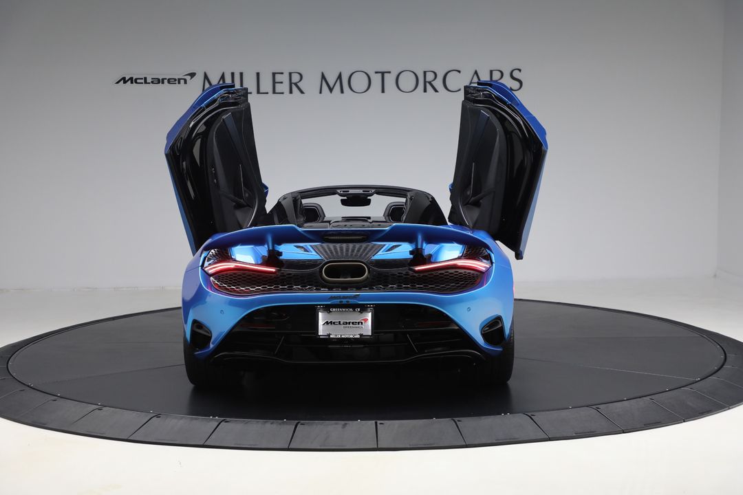 2025 McLaren 750S Spider