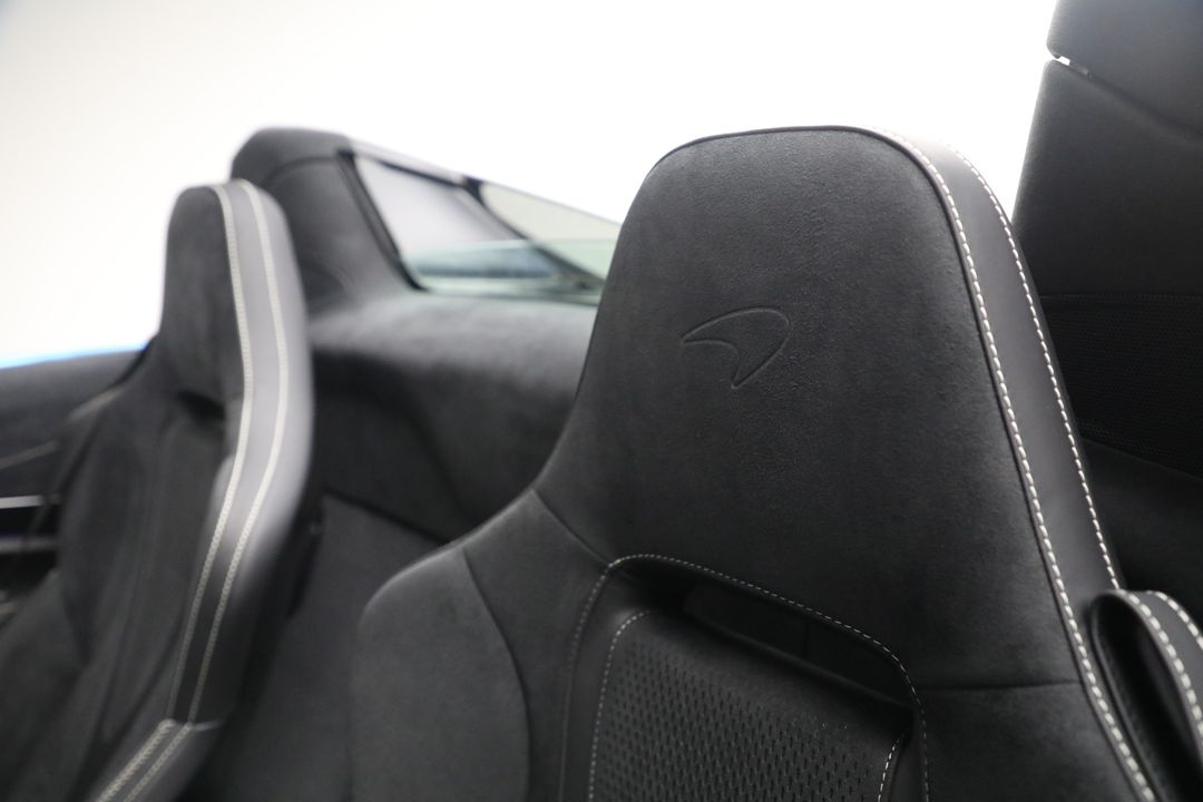 2025 McLaren 750S Spider