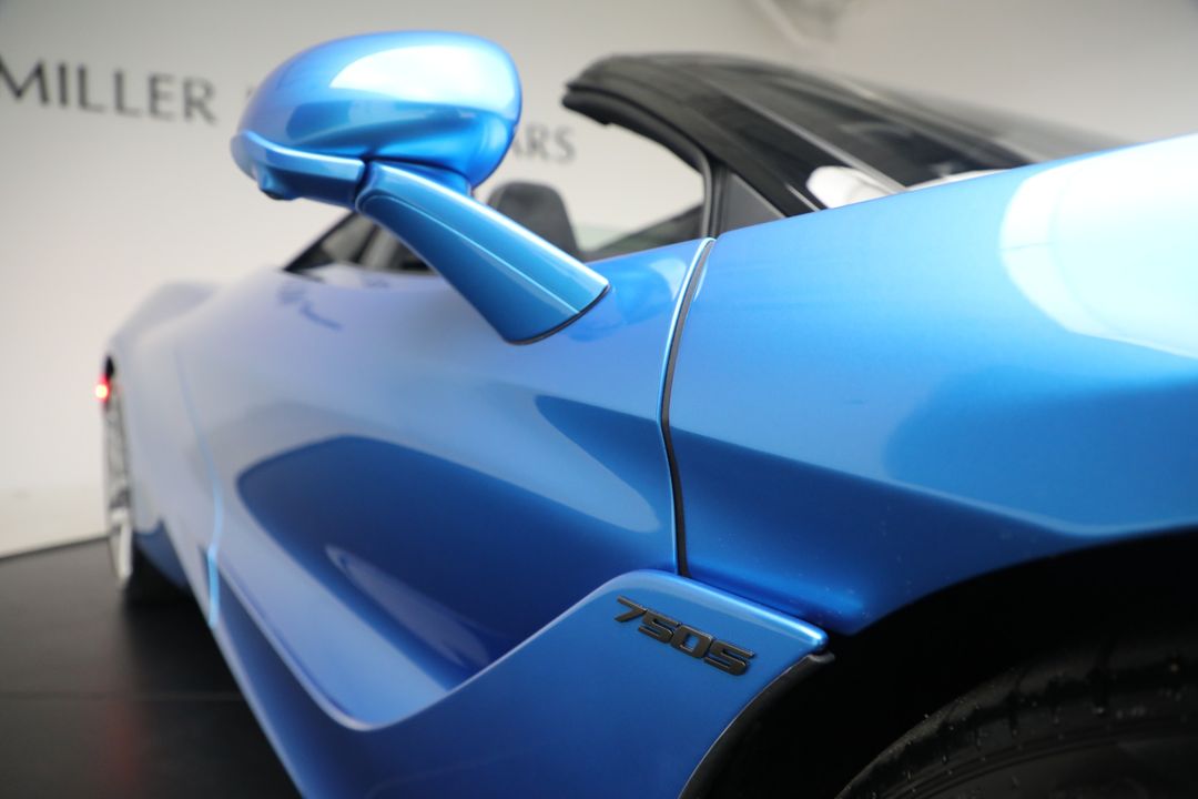 2025 McLaren 750S Spider