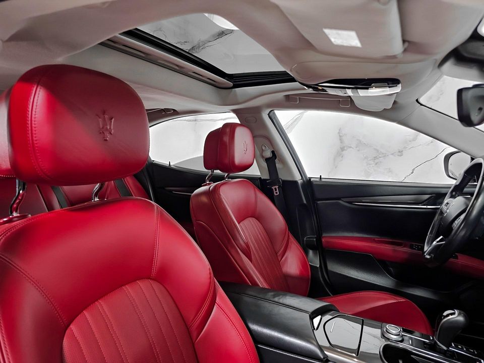 2018 Maserati Ghibli