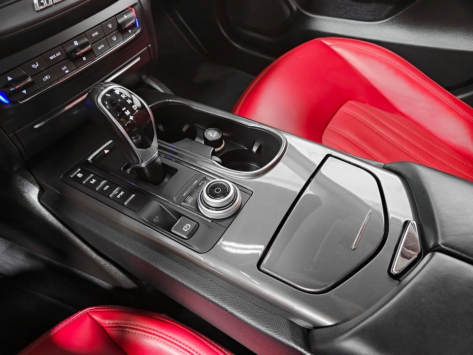 2018 Maserati Ghibli
