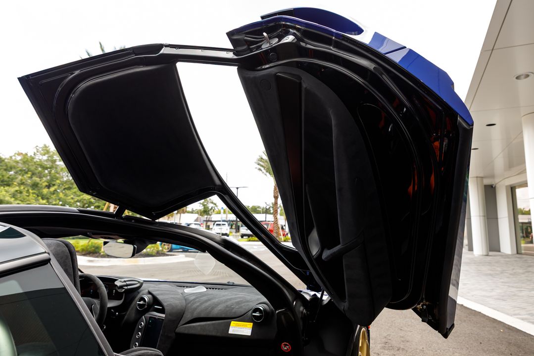 2025 McLaren 750S