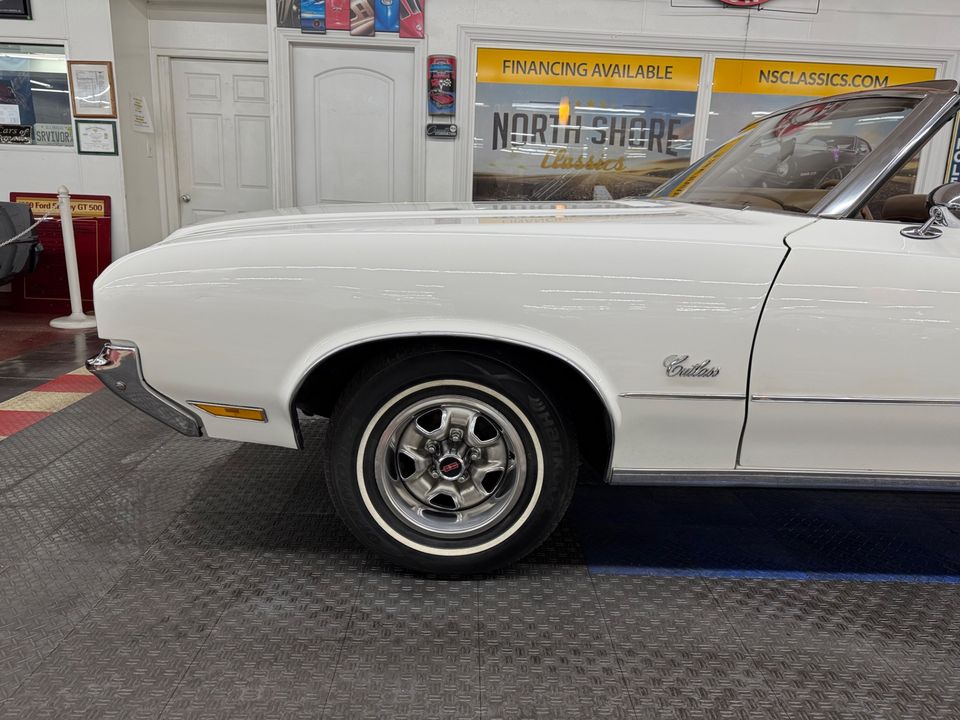 1972 Oldsmobile Cutlass
