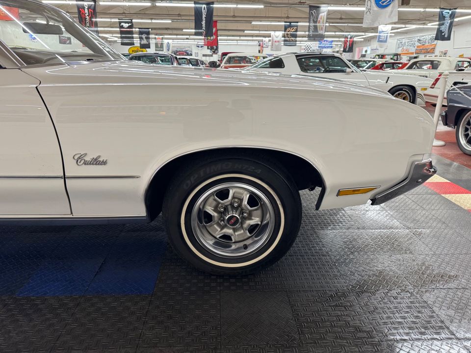 1972 Oldsmobile Cutlass