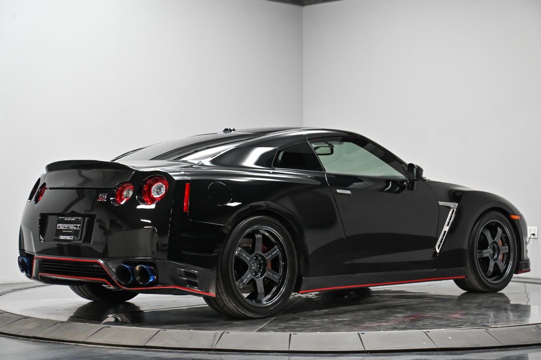2015 Nissan GT-R