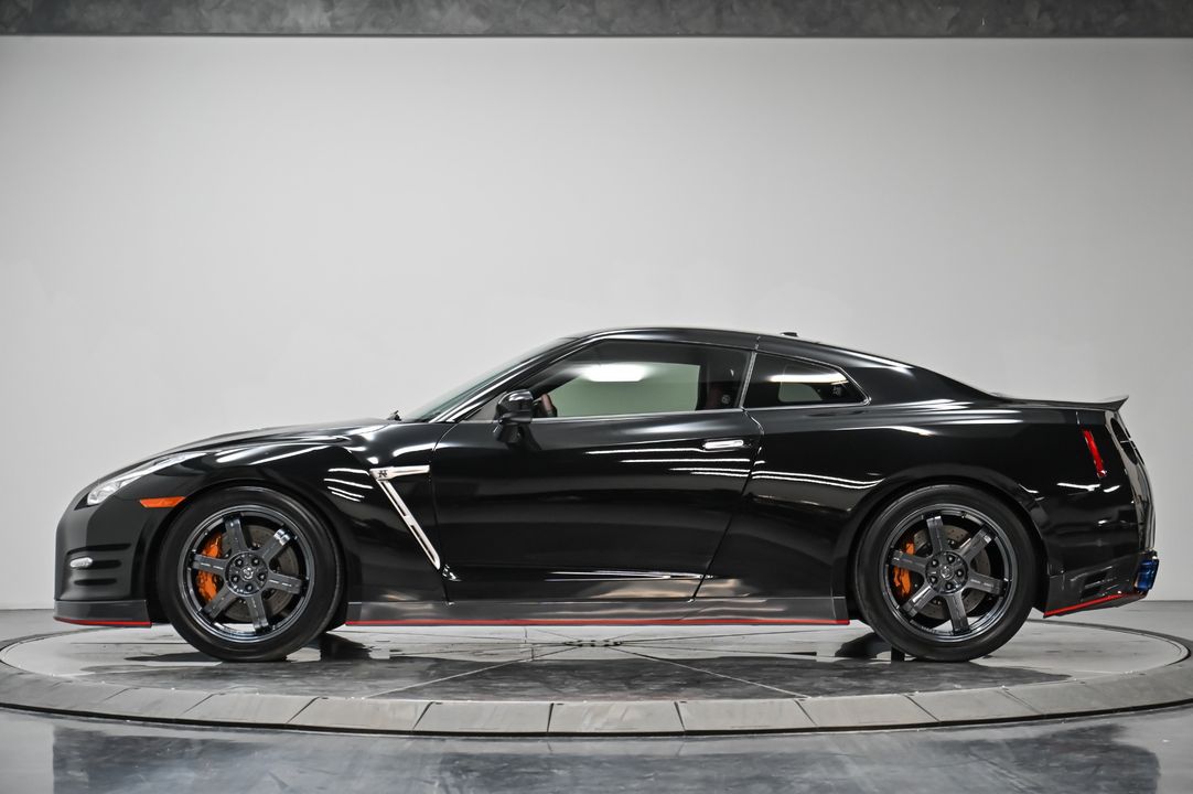 2015 Nissan GT-R