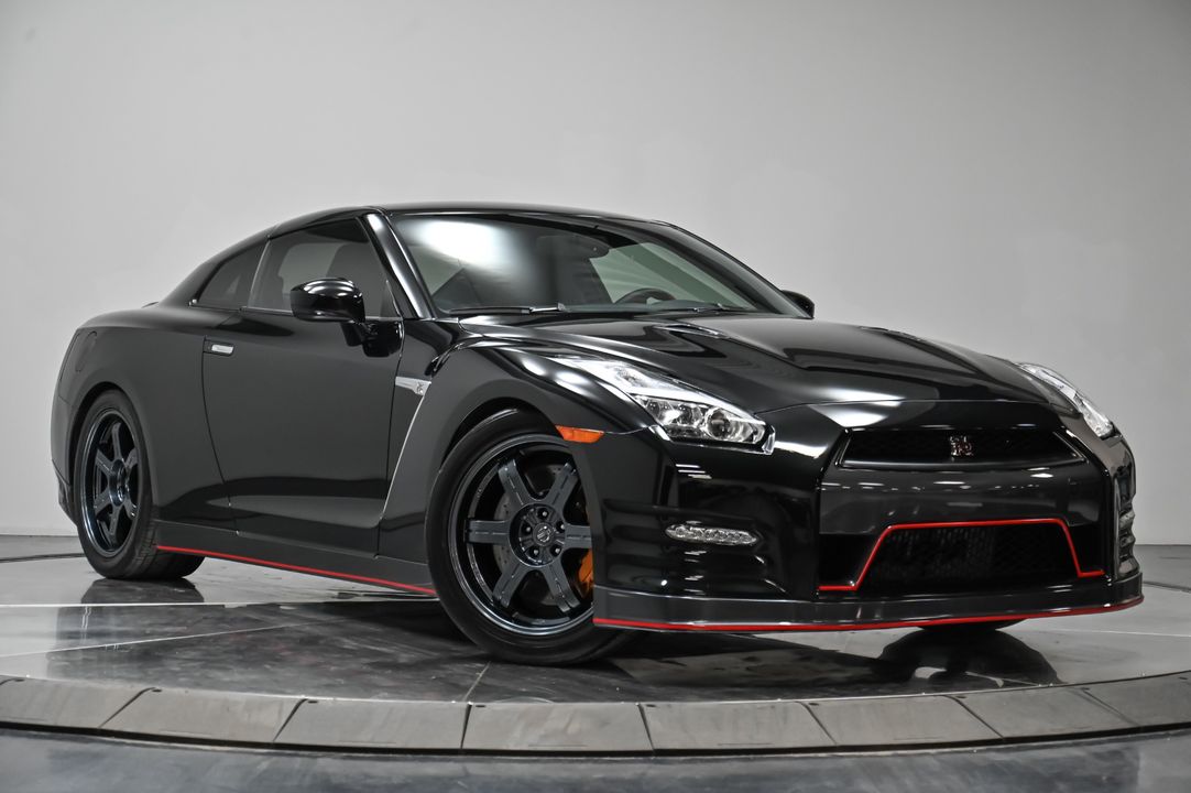2015 Nissan GT-R