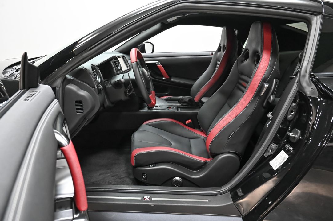 2015 Nissan GT-R