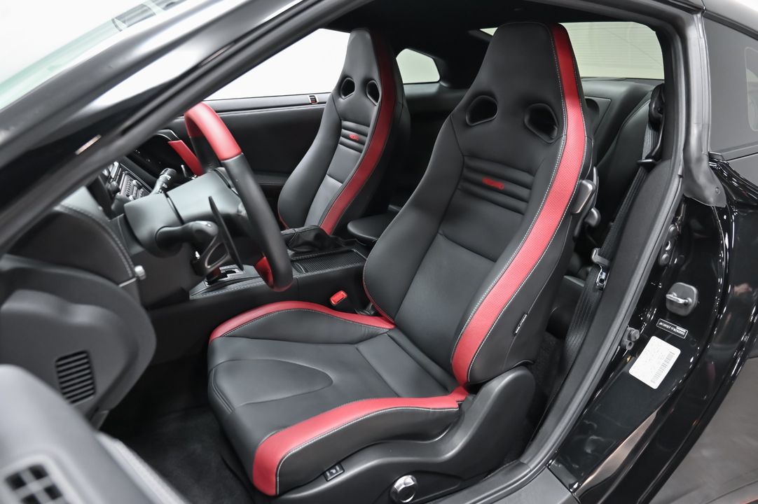 2015 Nissan GT-R