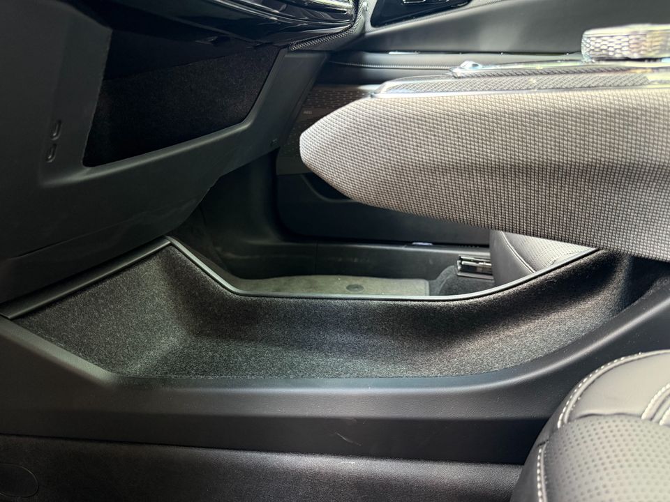 2025 Cadillac OPTIQ