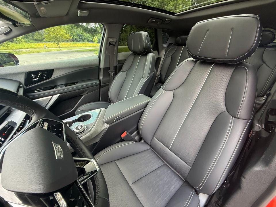 2025 Cadillac OPTIQ