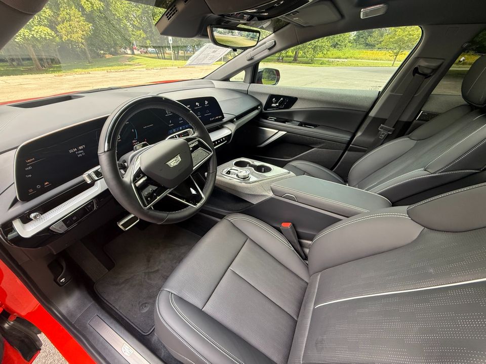 2025 Cadillac OPTIQ