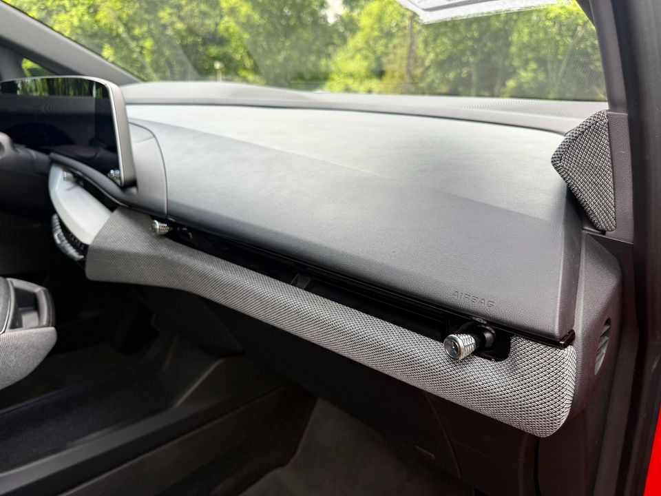 2025 Cadillac OPTIQ