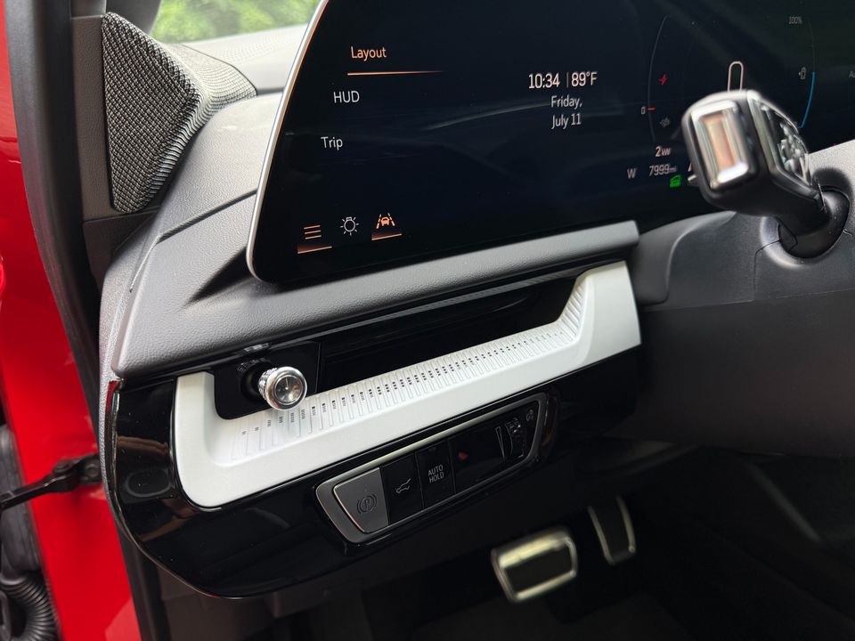 2025 Cadillac OPTIQ
