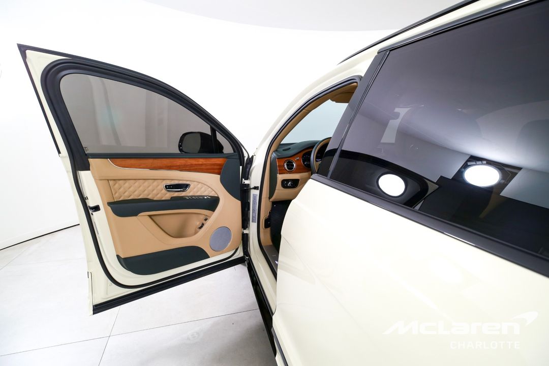 2023 Bentley Bentayga