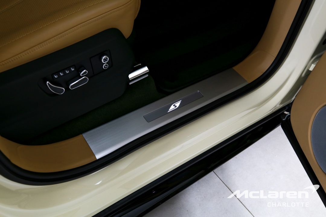 2023 Bentley Bentayga