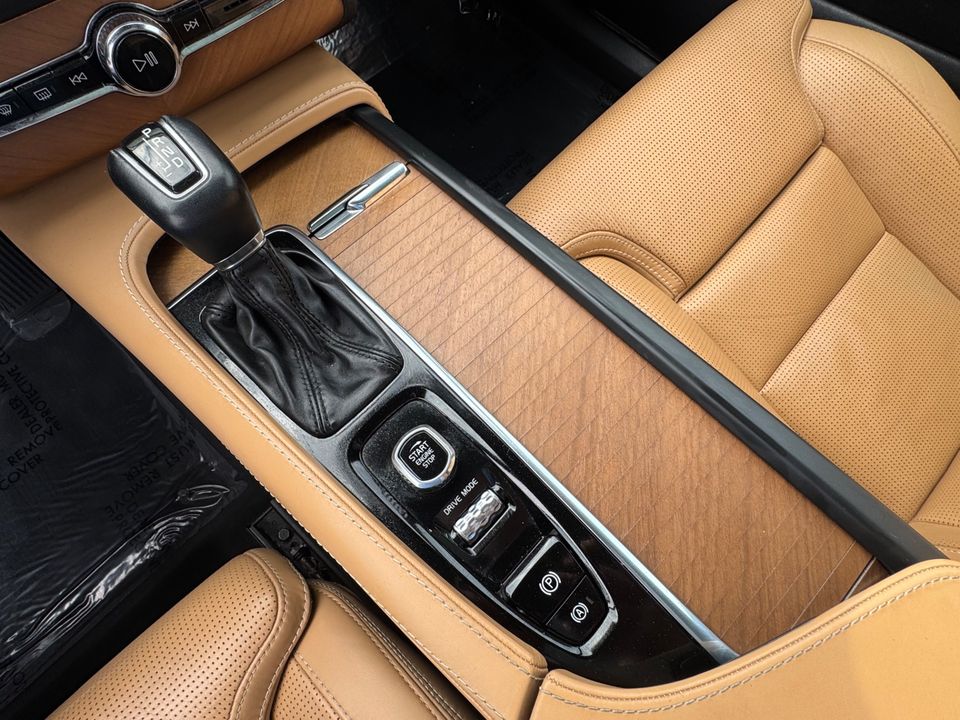 2018 Volvo XC90