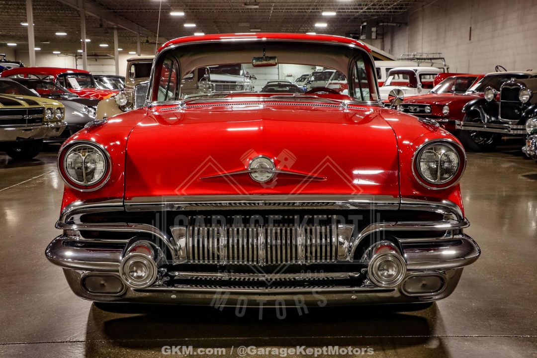 1957 Pontiac Chieftain