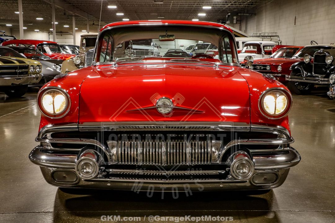 1957 Pontiac Chieftain