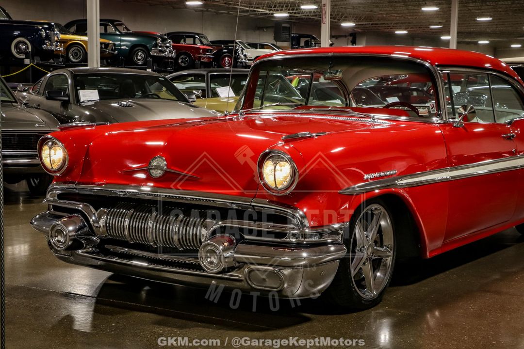 1957 Pontiac Chieftain