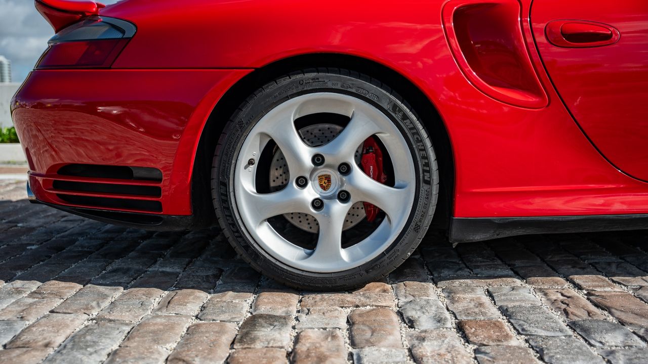 2001 Porsche 911