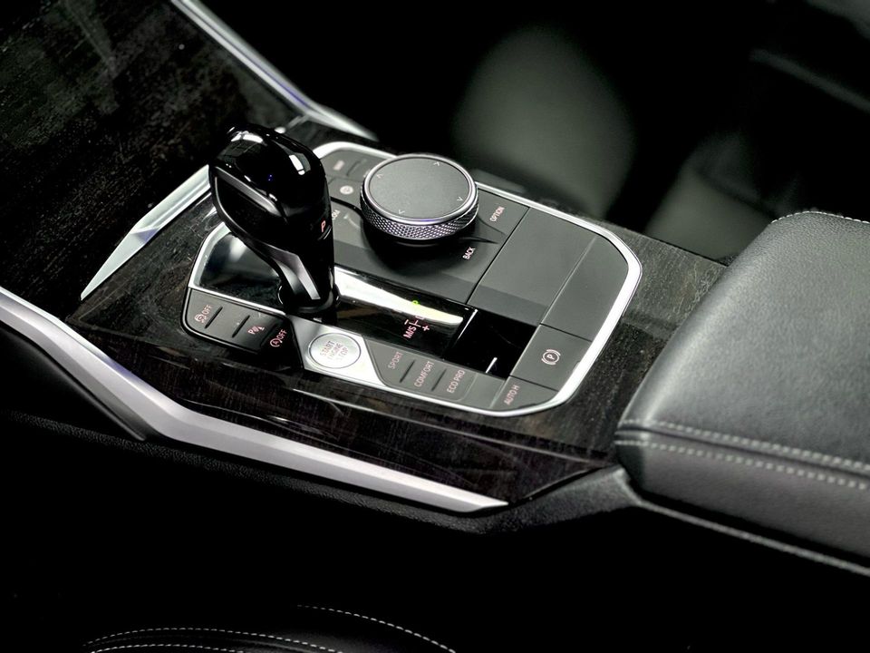 2019 BMW 330i