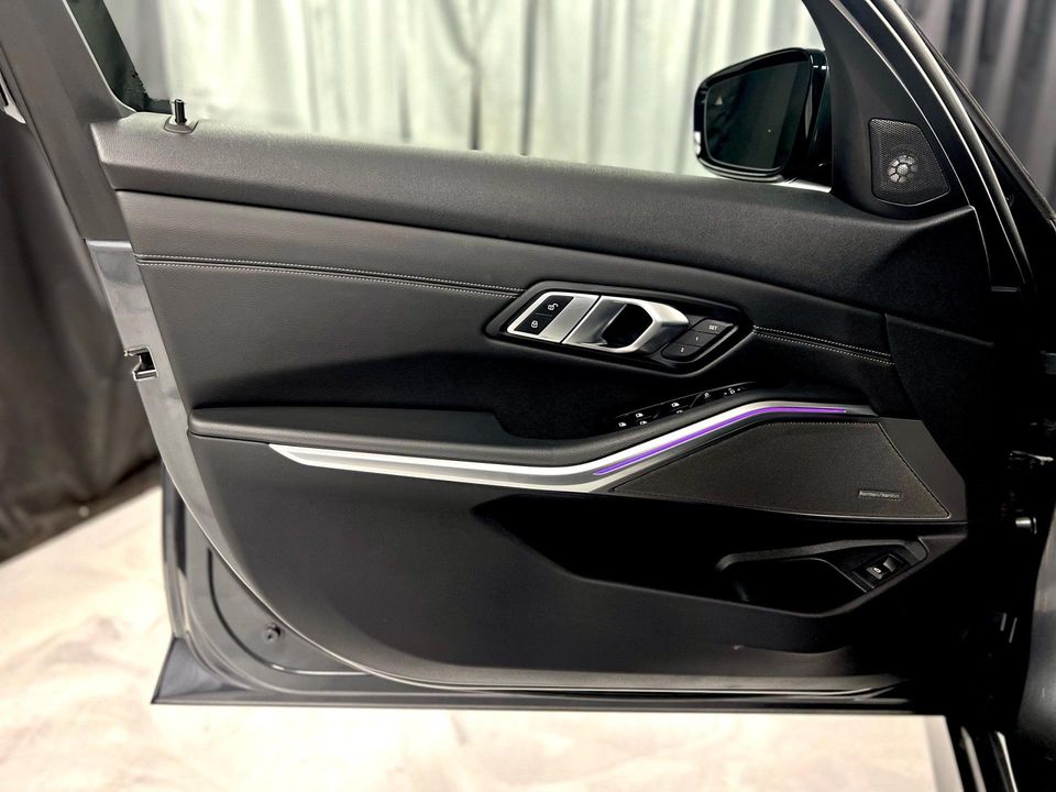 2019 BMW 330i