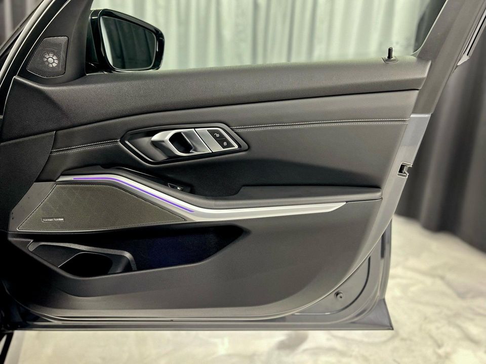 2019 BMW 330i