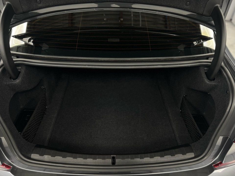 2019 BMW 330i