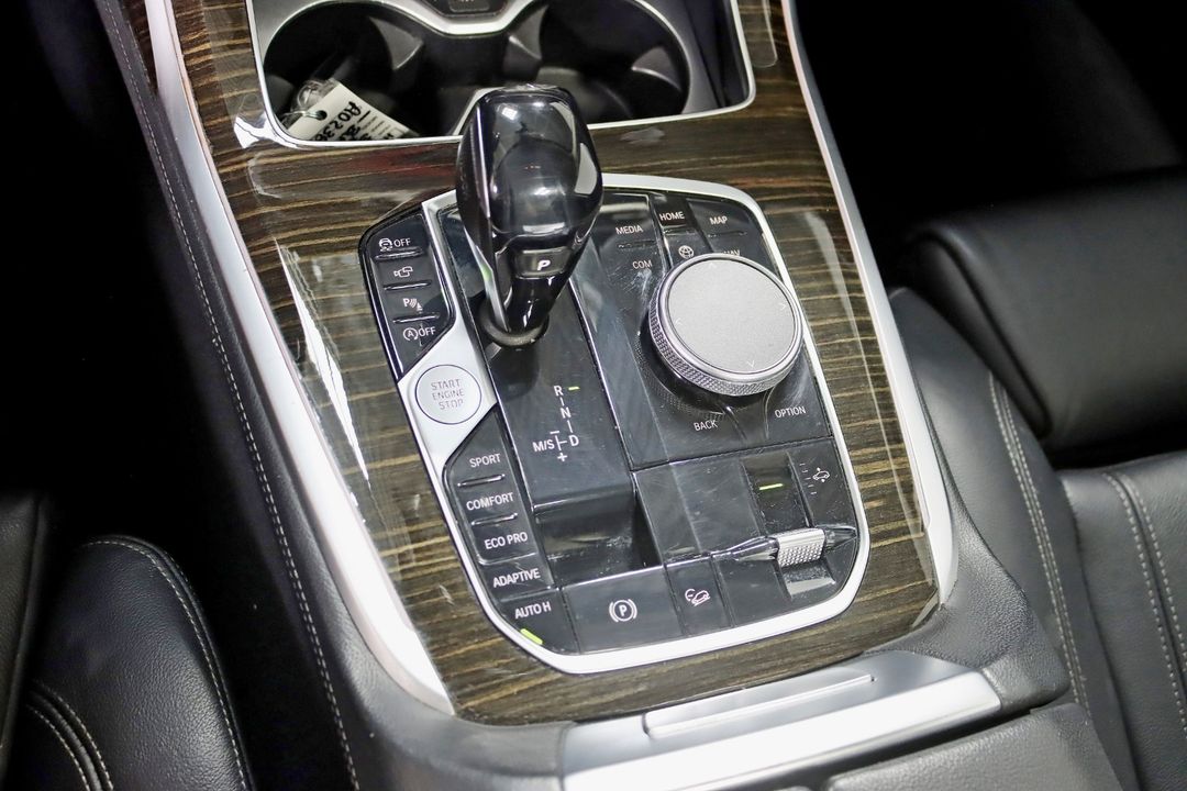 2020 BMW X7