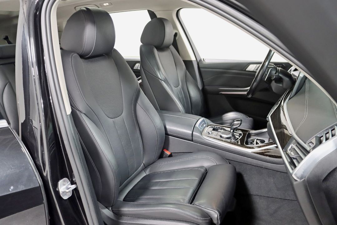 2020 BMW X7