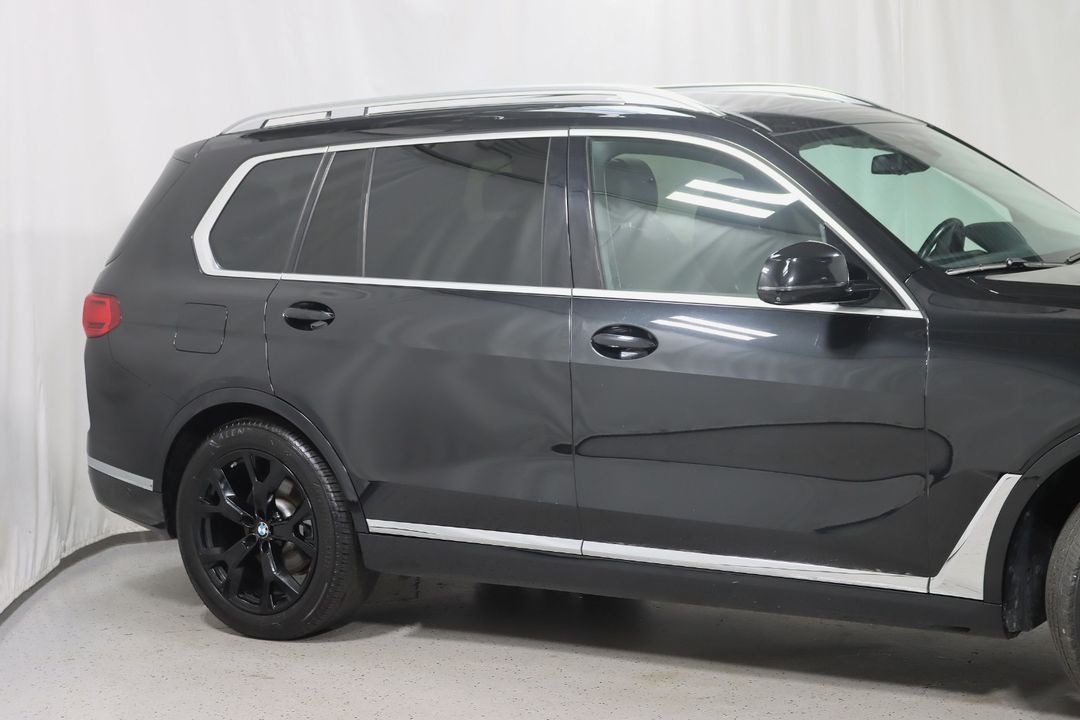 2020 BMW X7