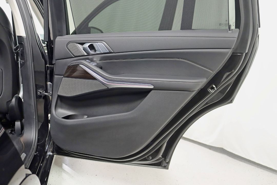 2020 BMW X7