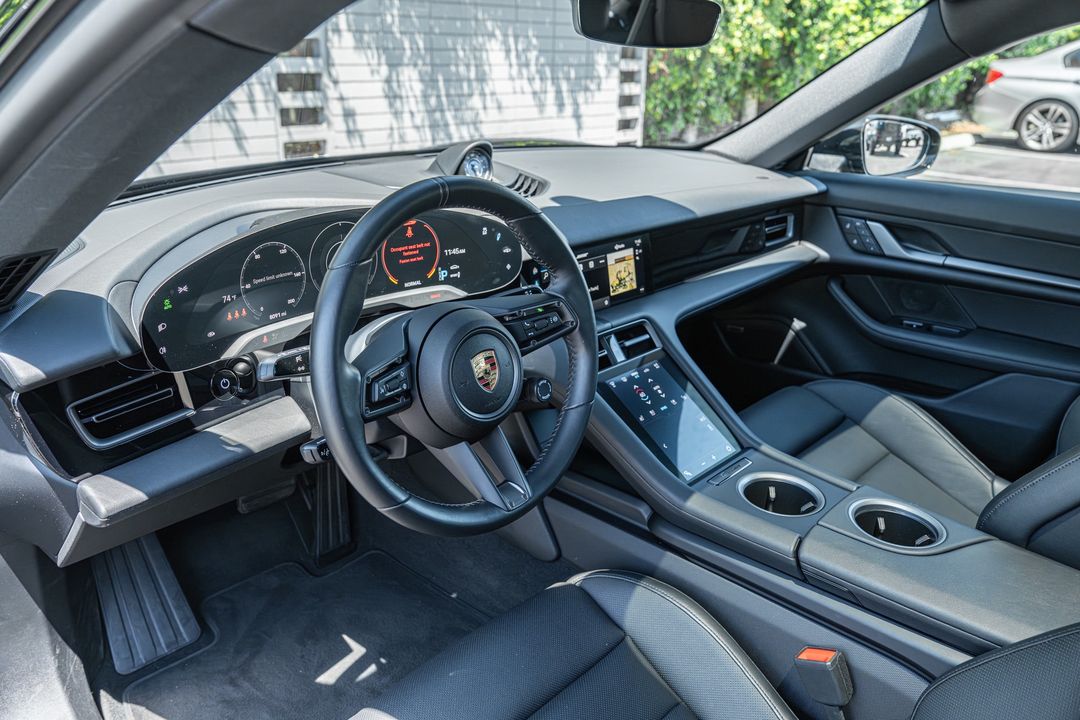 2024 Porsche Taycan