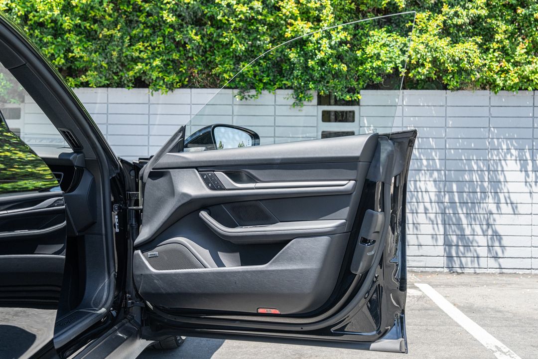 2024 Porsche Taycan